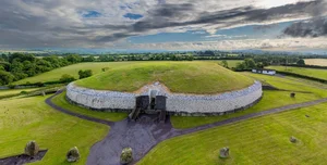 Ancient 5,000-Year-Old Irish Tomb Reveals Secrets of a Divine King - image 0
