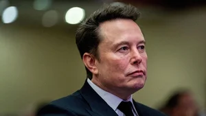 The Untold Story of Elon Musk’s Early Struggles and Poverty - image 11