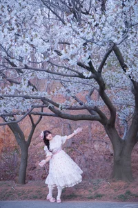 YiTuYu Art Language Vol.10626 Liu Liu: Expressive Fine Art Portraits - image 14