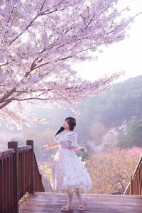 YiTuYu Art Language Vol.10626 Liu Liu: Expressive Fine Art Portraits - image 12