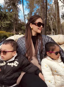 Phanh Lee's Cinematic Family Style: A Masterclass in Modern Motherhood Fashion - image 7