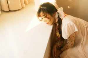 Yituyu Girl's Diary Wishes for Spoon: Soft Aesthetic Portrait Photography - image 2
