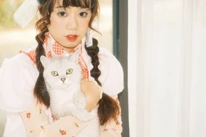Yituyu Girl's Diary Wishes for Spoon: Soft Aesthetic Portrait Photography - image 3