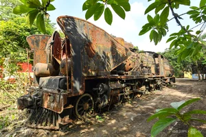 The Tu Luc Steam Locomotive A Historic Symbol of Vietnam Railways - image 1