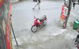 The Strange Truth Behind the Motorbike 'Borrowing' Incident Revealed - image 1
