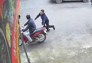 The Strange Truth Behind the Motorbike 'Borrowing' Incident Revealed - image 5