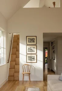 Innovative Seattle Home Design: Maximizing Space with a Sloped Roof and Mezzanine Loft - image 1