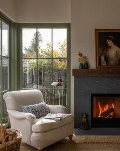 Innovative Seattle Home Design: Maximizing Space with a Sloped Roof and Mezzanine Loft - image 22