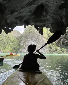 Adventure in Cat Ba: Western Tourists Embrace the Thrill of Deep Water Soloing - image 6