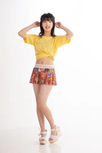 Ami Manabe: Exploring the Fresh-Idol Charm in Minisuka.tv Gallery 57 - image 35