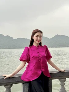 Children of Vietnamese Stars Show Solidarity with Flood-Affected Families - image 1