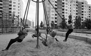 A Rare Glimpse Into Daily Life in the Soviet Union in 1985 - image 5