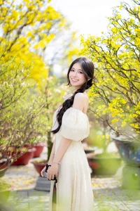 Stunning Yellow Apricot Blossoms: Traditional Vietnamese Lunar New Year Decor and Spring Blossom Inspiration for Your Home and Garden - image 9