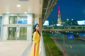 Billionaire Singer Ha Phuong Shares Nostalgic Memories for the Year of the Snake - image 3
