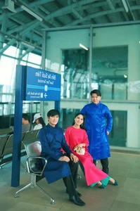 Billionaire Singer Ha Phuong Shares Nostalgic Memories for the Year of the Snake - image 6