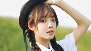 Stunning Gallery of Beautiful and Charming Chinese Girls: Modern Aesthetics and Fashion - image 41
