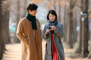 4 Best-Dressed Short-Haired K-Drama Female Leads with Chic Style - image 2