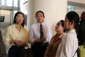 Hong Loan Faces Legal Challenges Over Late Artist Vu Linh’s Estate Amid Family Conflict - image 1