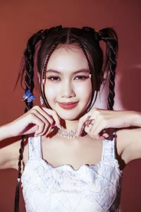 Child Star Bao An: Stunner at 18 and Foreign Trade University Freshman - image 1