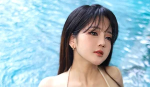 Beautiful Streamer Captivates Fans with a Unique and Familiar Viral Detail - image 4
