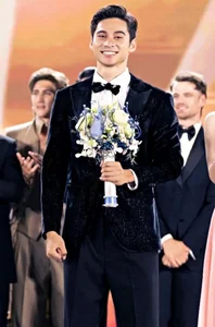 Pham Tuan Ngoc: The Inspiring Journey from Professional Model to Mr World Runner-Up - image 6