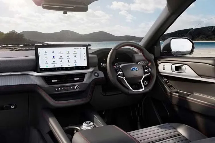 2026 Ford Explorer Debuts with 400-HP V6 Engine Starting at $48,965