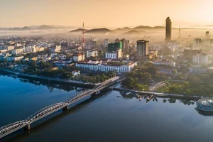 Hue: The City of 8 UNESCO Heritages and the Unique Trang Tien Bridge - image 6