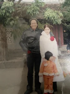 Rare Youth Photos of Singer Duy Manh and Wife Go Viral - image 6