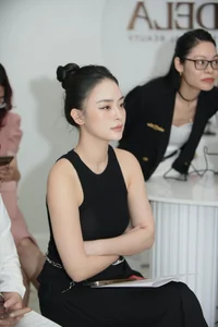 Effortless Street Style of Vietnamese Lookbook Models Praised by International Media - image 12