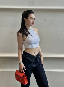 Effortless Street Style of Vietnamese Lookbook Models Praised by International Media - image 2