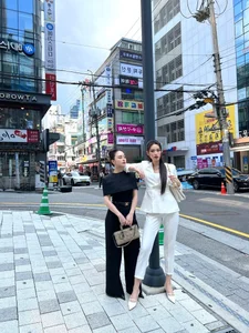 Effortless Street Style of Vietnamese Lookbook Models Praised by International Media - image 5