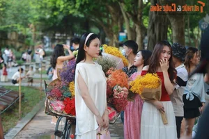 Phan Dinh Phung Street: The Most Photogenic Autumn Destination in Hanoi for Local Muses - image 8