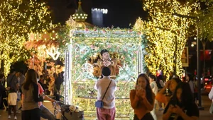 Discover the Most Spectacular Christmas Celebrations Across Asia - image 2