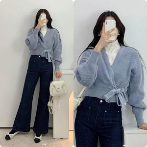 Sweaters and Jeans: The Ultimate Elegant Duo for Office Women Over 30 - image 2