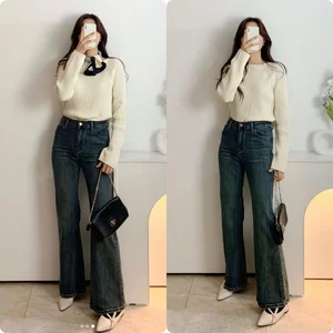 Sweaters and Jeans: The Ultimate Elegant Duo for Office Women Over 30 - image 0