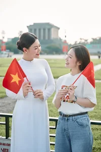 Vietnamese Artists Celebrate National Day on September 2nd - image 6