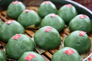 Exploring the Rich Flavors and Traditions of China’s Qingming Festival Cuisine - image 0