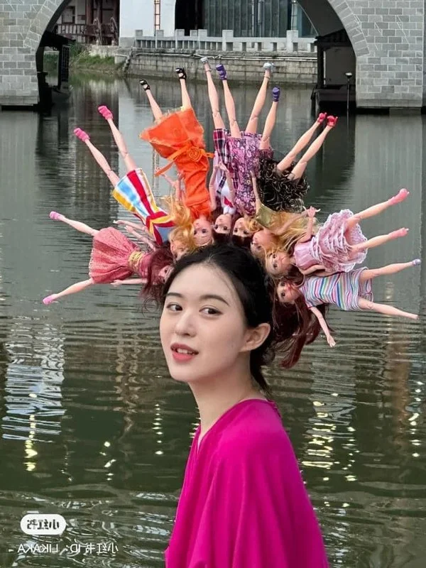 Hilarious and Unexpected Flower Hair Trend Takes Social Media by Storm