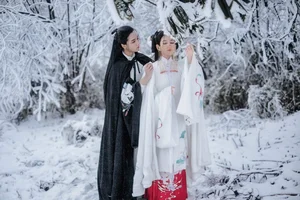 Artistic Portrait Photography: YiTuYu Art Language Vol.5144 featuring Pang Pang De Xiao Lu Jun - image 16