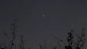 A Rare Celestial Event: Comet Approaching Earth on May 1st - image 1