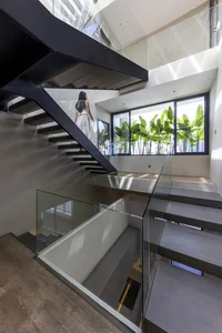 SkyGarden House: A Lush Green Oasis and Architectural Marvel in Nha Trang - image 4
