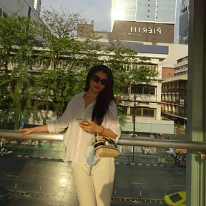 Vietnamese Beauty Tuong San Stunning Comeback After Long Absence - image 2