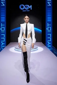 Khanh Van Bold Fashion Transformation: Embracing Elegant Sensuality in Sheer Outfits - image 6