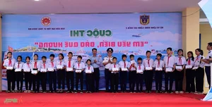 Coast Guard Region 2 Hosts 'I Love My Homeland's Seas and Islands' - image 0