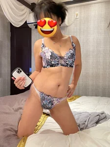 Elegance and Charm: Captivating Japanese Commercial Models (Part 2) - image 34