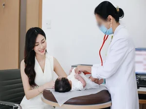 Miss Vietnam Dang Thu Thao Makes Stunning Public Appearance After Secretly Welcoming Third Child - image 0