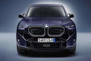 New BMW XM 2026 High Performance Luxury Hybrid SUV - image 8