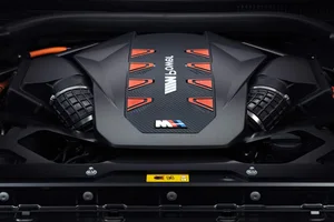 New BMW XM 2026 High Performance Luxury Hybrid SUV - image 6