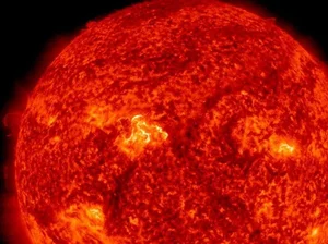NASA's Groundbreaking Solar Discovery: Touching the Sun's Atmosphere - image 8