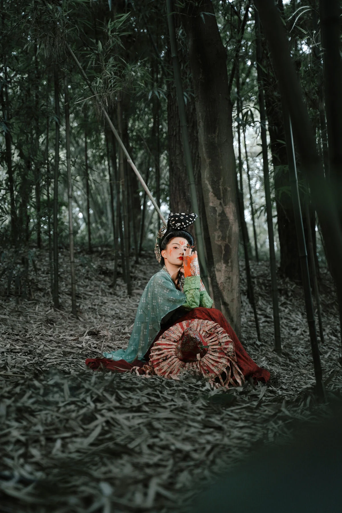 YiTuYu Art Language Vol.9753 Zhou Zhou: Elegant 18P Portrait Photography Collection